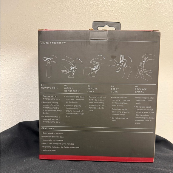 Houdini Lever Corkscrew - Picture 3 of 10